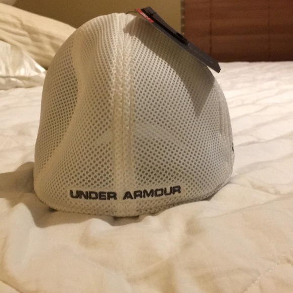 Hat - Picture 4 of 5